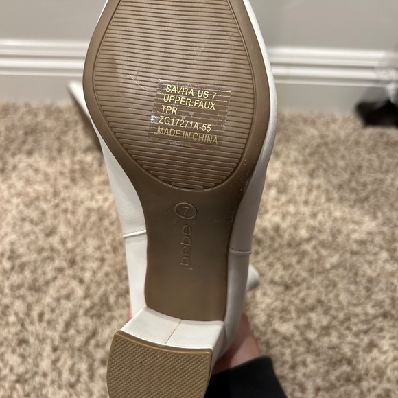 Bebe White Slouch Ankle Boots | Block Heel | Size 7 - Picture 8 of 10